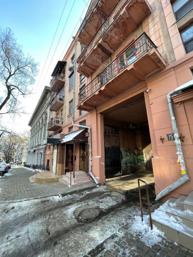 Cozy Apartment On Greek Street 15 Odesa Exterior photo