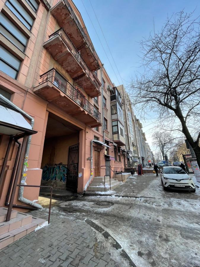 Cozy Apartment On Greek Street 15 Odesa Exterior photo